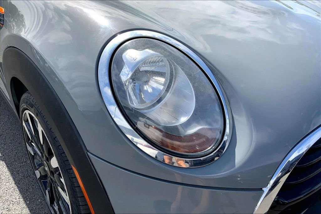 Used 2018 MINI Cooper 4-Door Hardtop image 22