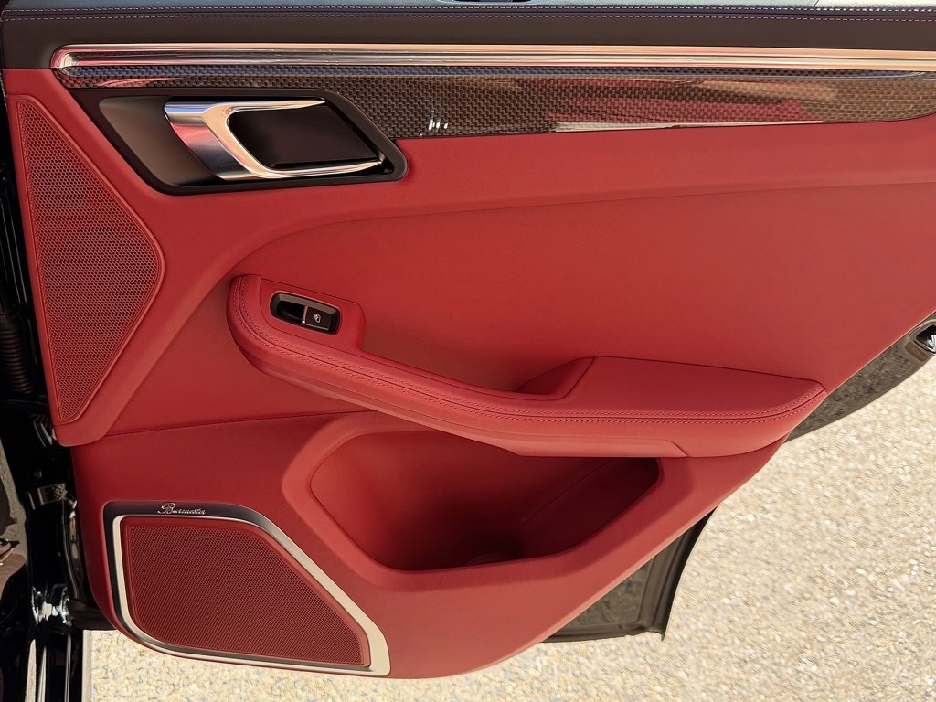 New 2026 Porsche Macan GTS image 24