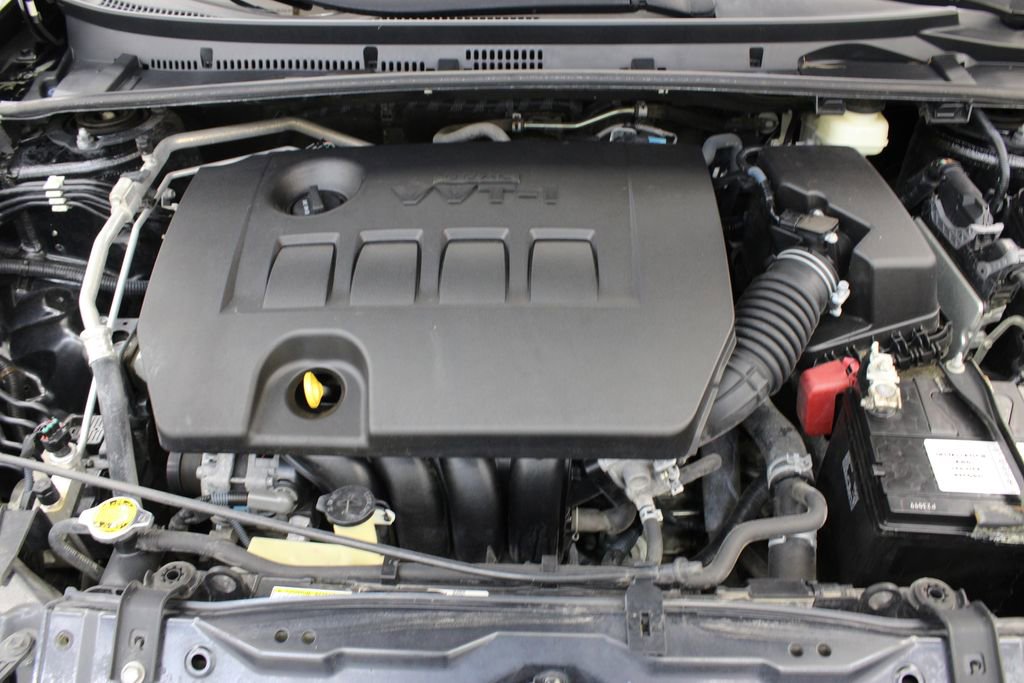Used 2016 Toyota Corolla LE FWD image 26
