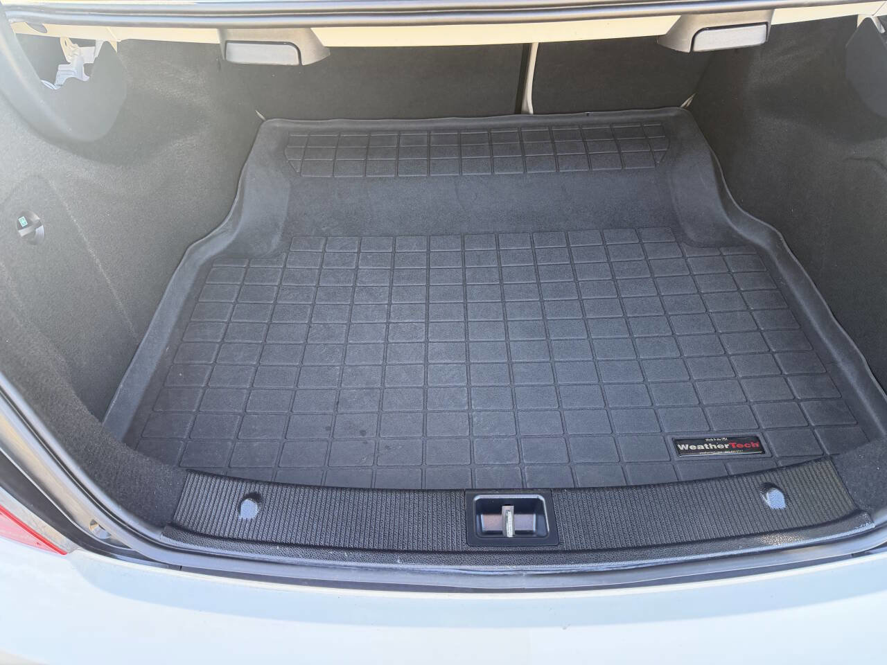 Used 2013 Mercedes-Benz C 250 Sedan image 15