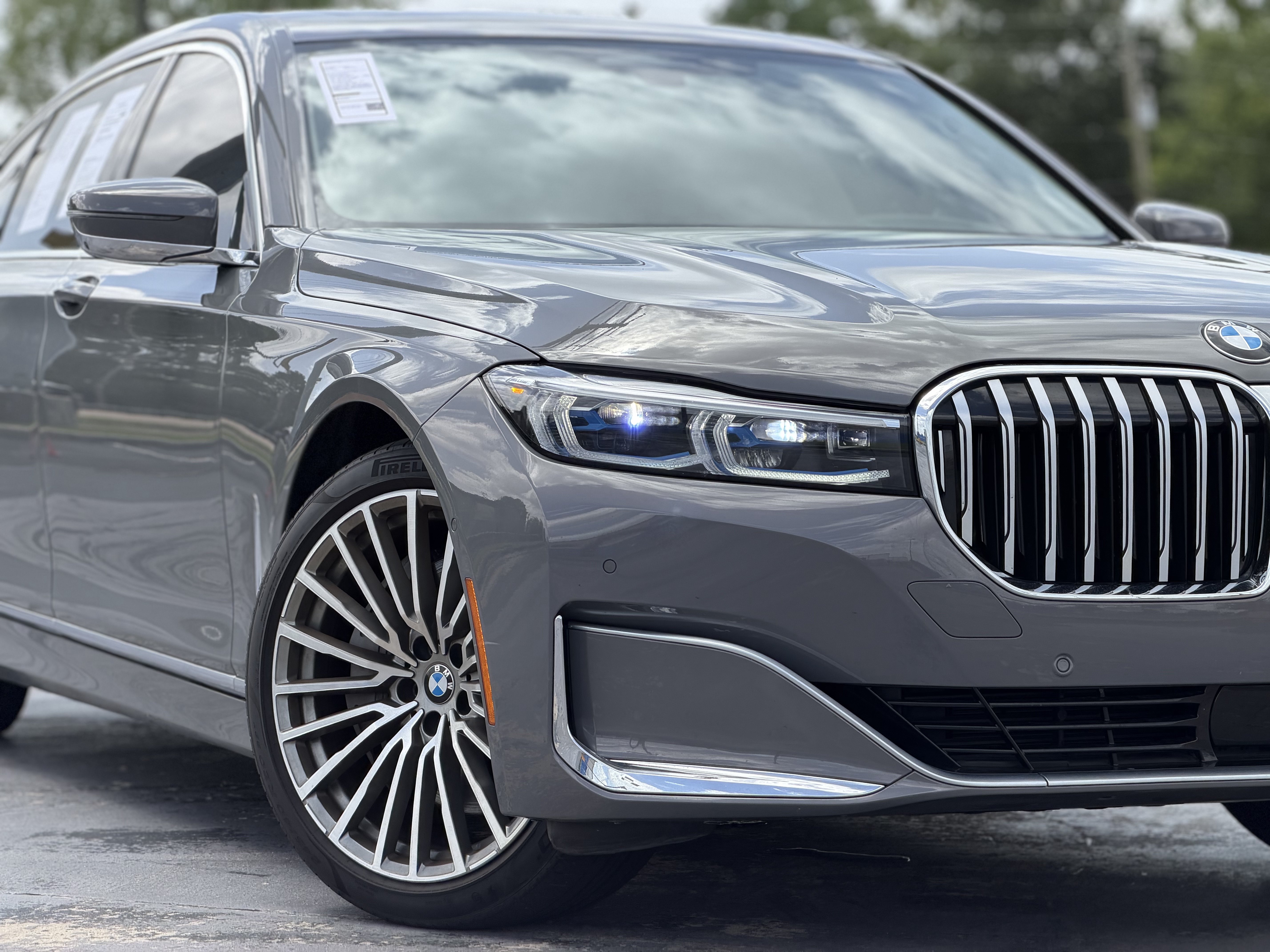 Used 2020 BMW 750i xDrive w/ Executive Package AWD/4WD image 8