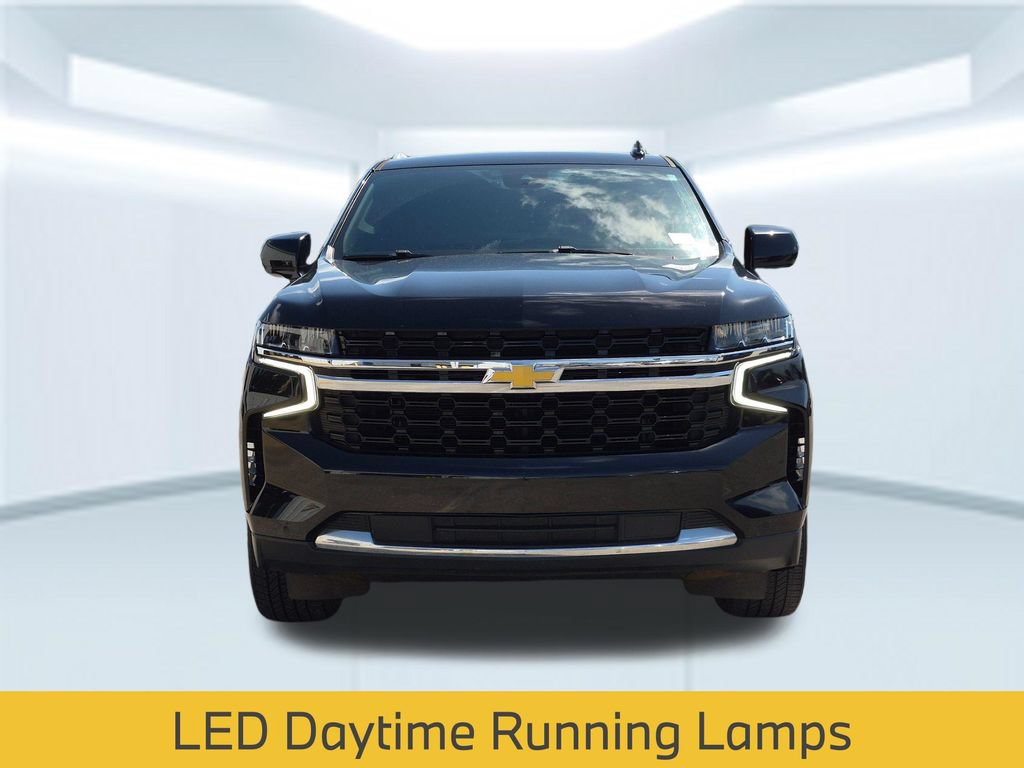 Used 2023 Chevrolet Suburban LS RWD image 11
