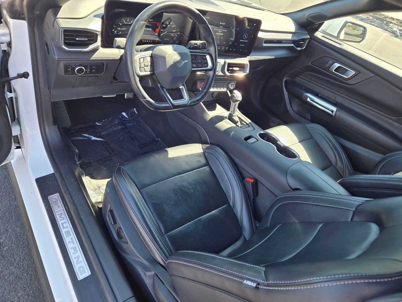 Used 2025 Ford Mustang Premium RWD image 17
