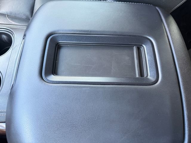 Used 2020 Chevrolet Suburban LT w/ RST Edition image 27