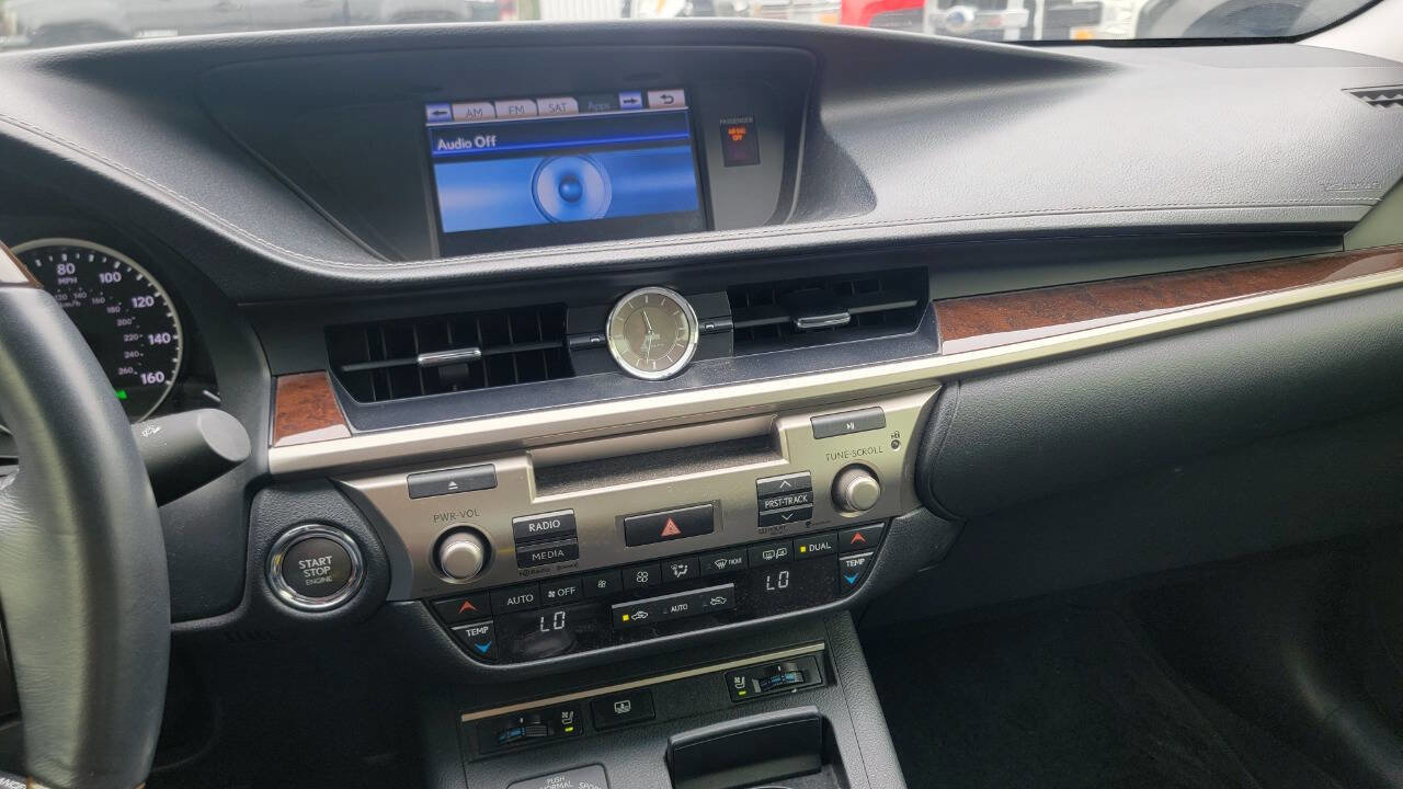 Used 2013 Lexus ES 350 image 16