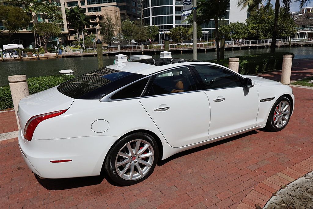 Used 2014 Jaguar XJ AWD image 24