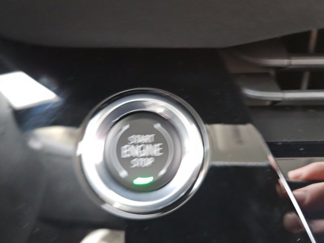 New 2025 Buick Envision Sport Touring image 27