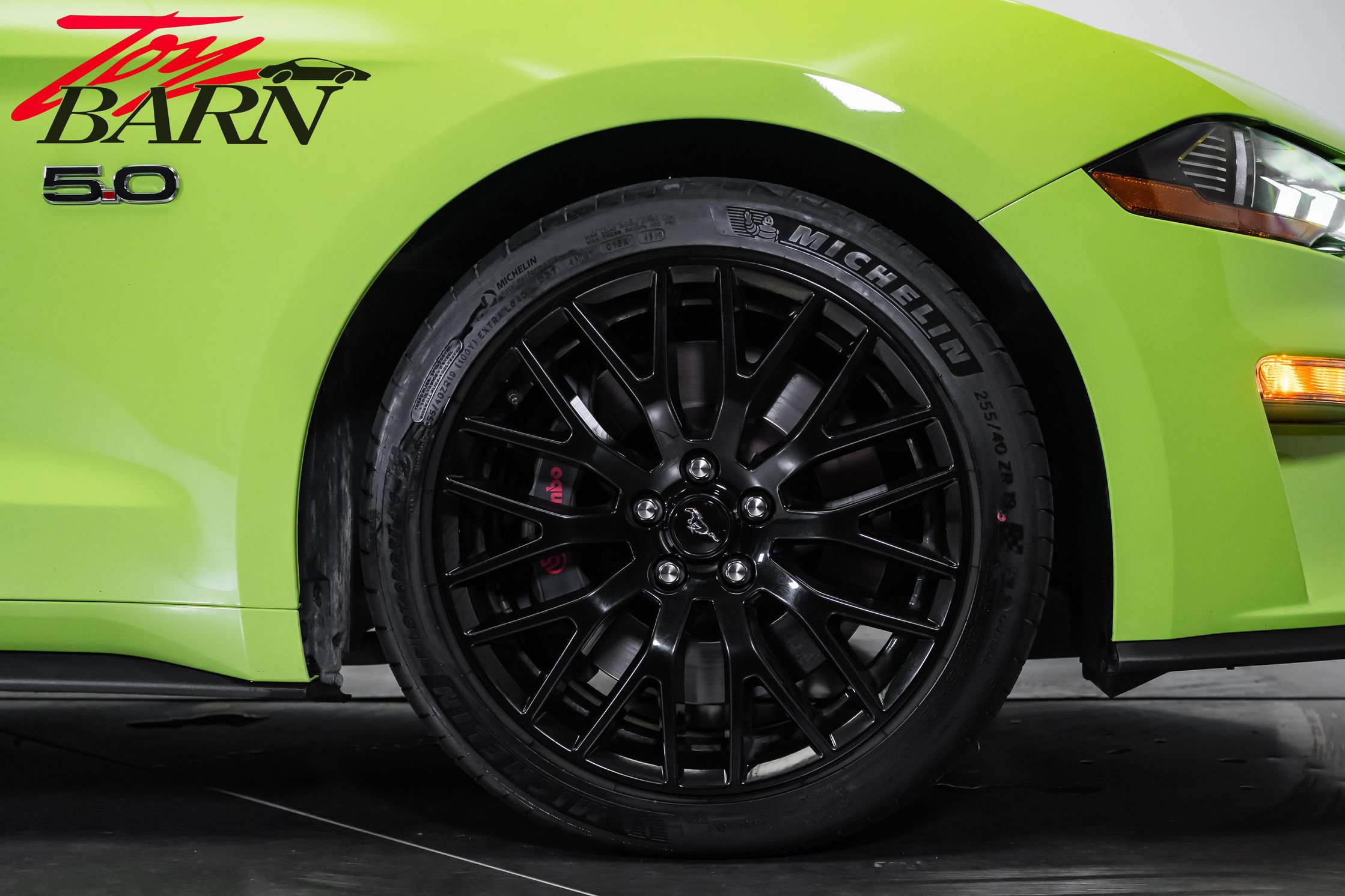 Used 2020 Ford Mustang GT Premium w/ GT Performance Package RWD image 14
