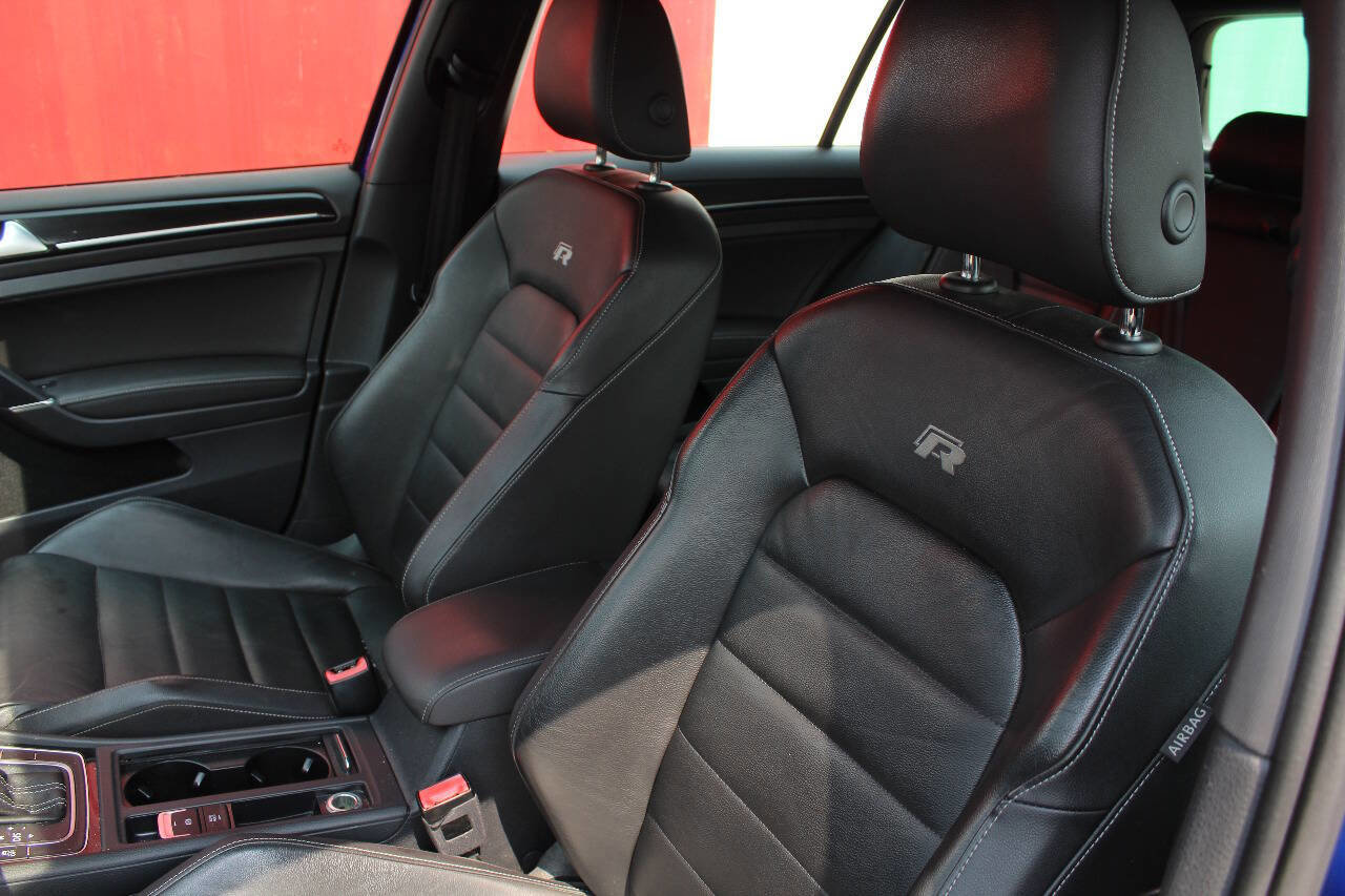 Used 2016 Volkswagen Golf R 4-Door AWD/4WD image 17