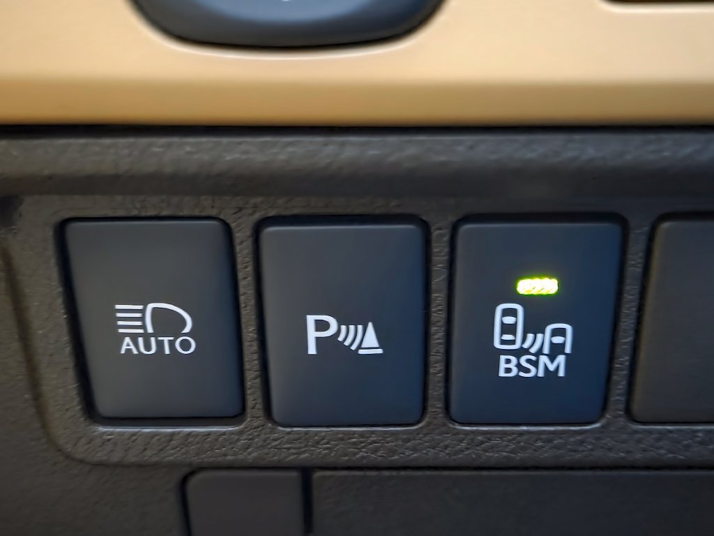 Used 2016 Lexus ES 350 FWD image 18