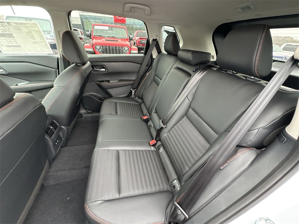 New 2026 Nissan Rogue SV image 21