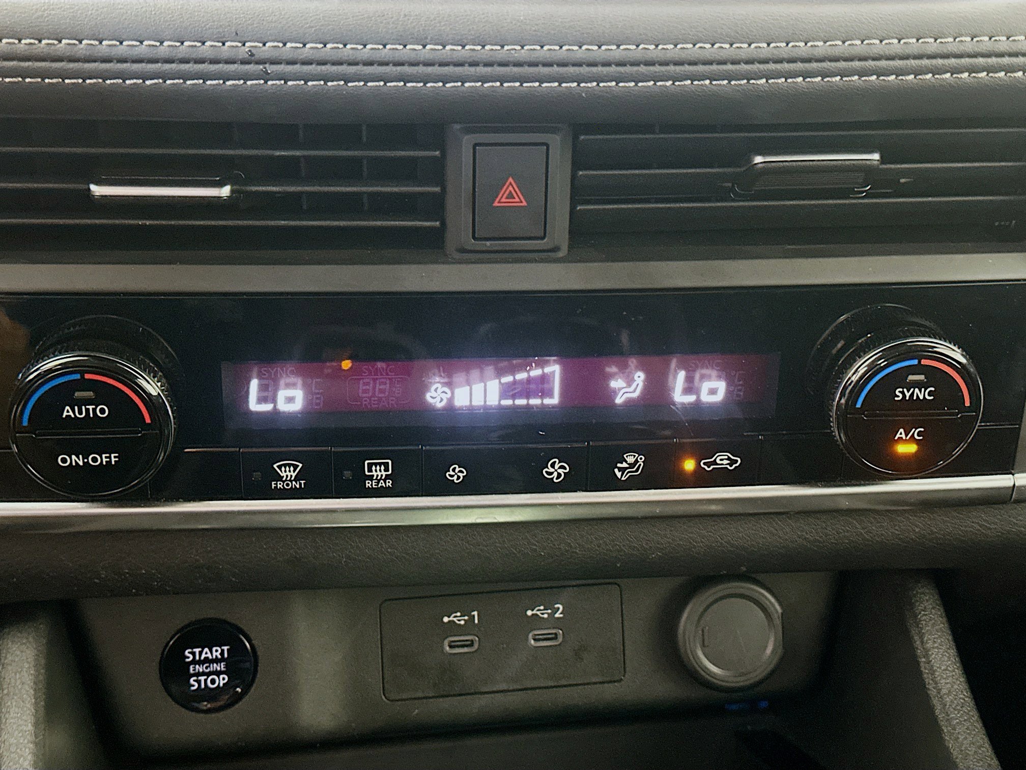 Used 2024 Nissan Rogue SV image 23