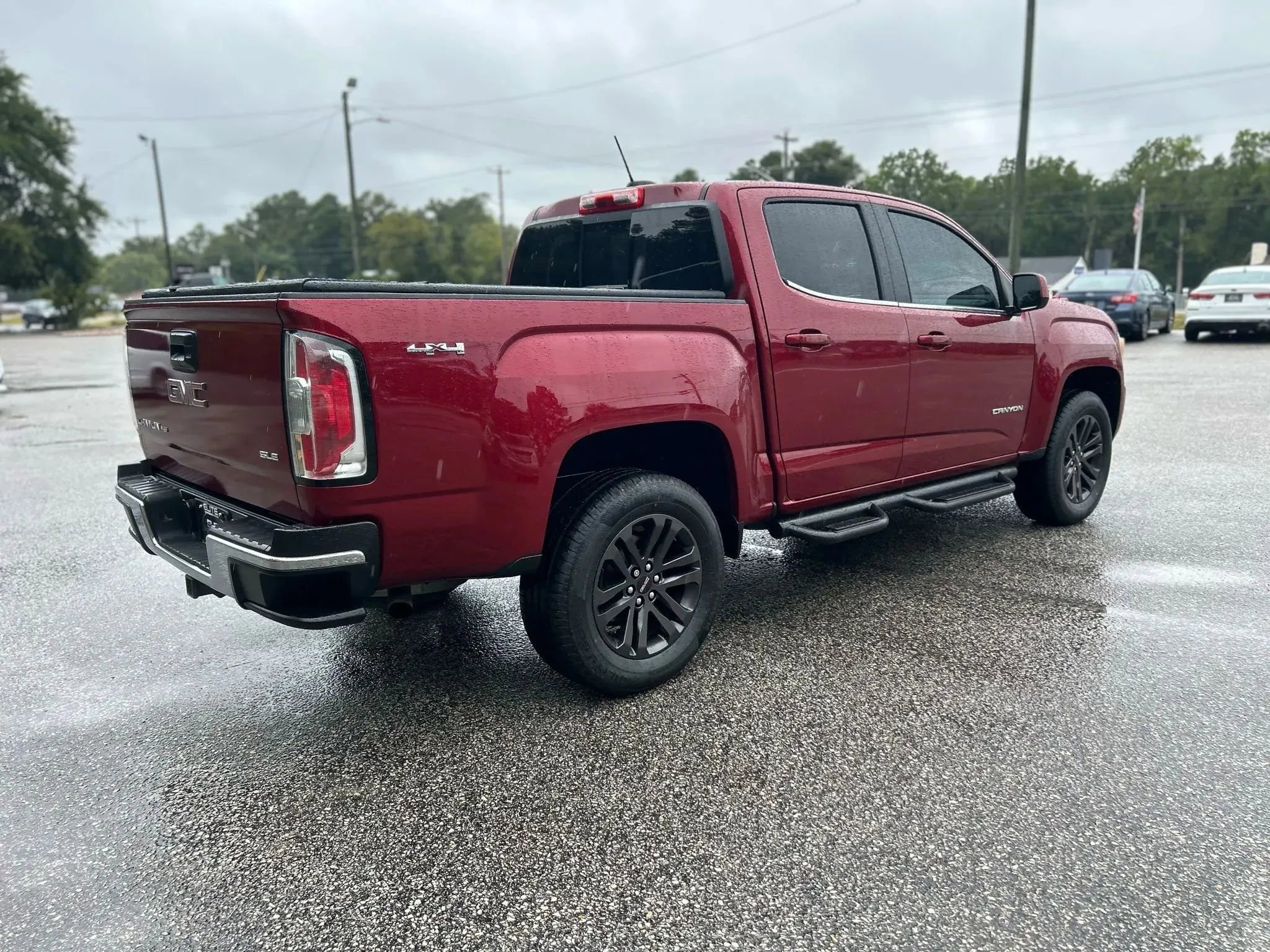 Used 2018 GMC Canyon SLE w/ SLE Convenience Package image 7