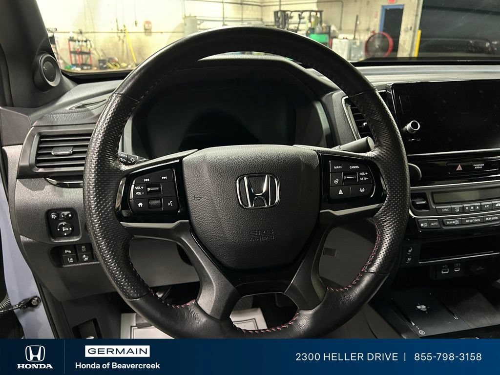Certified 2024 Honda Ridgeline Black Edition image 16