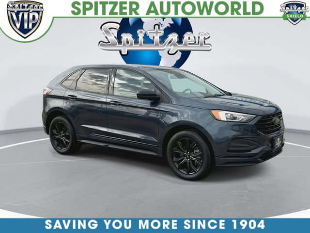 Used 2024 Ford Edge SE w/ Black Appearance Package image 3