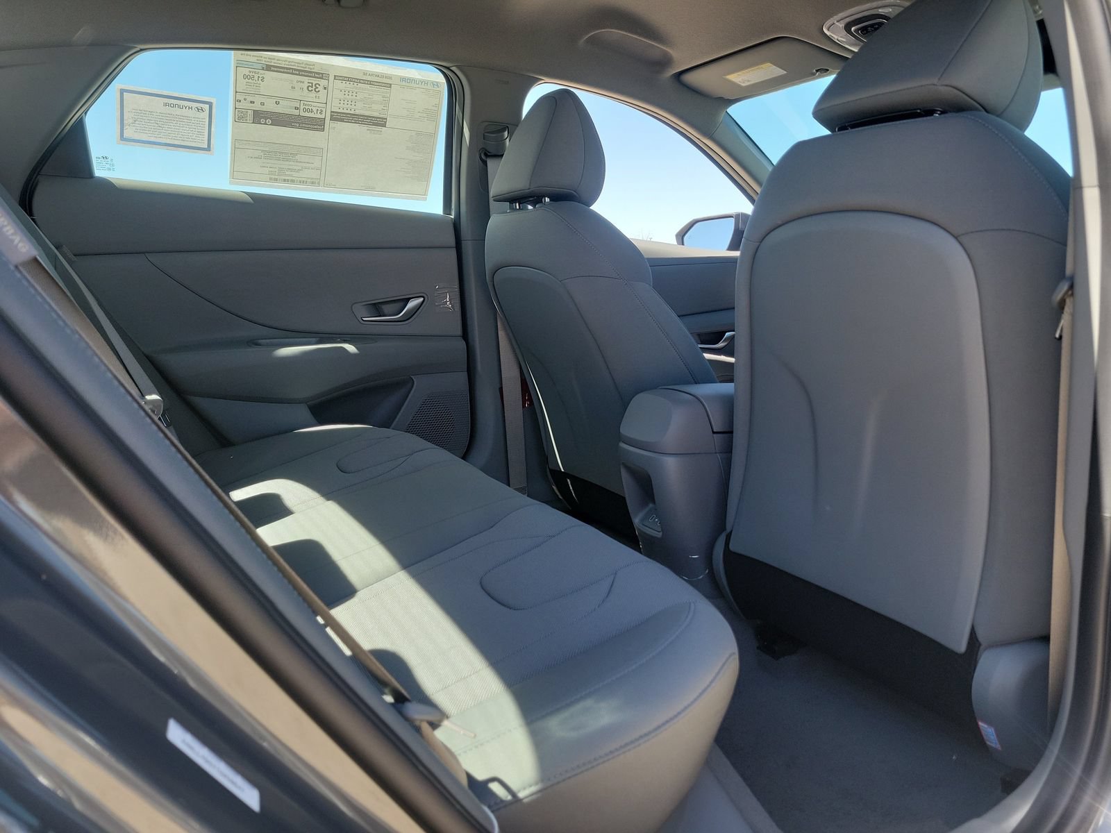 New 2026 Hyundai Elantra SE FWD image 18