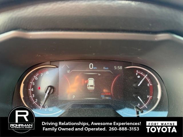 Used 2024 Toyota RAV4 LE AWD/4WD image 9
