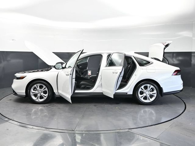 Used 2026 Honda Accord LX image 34