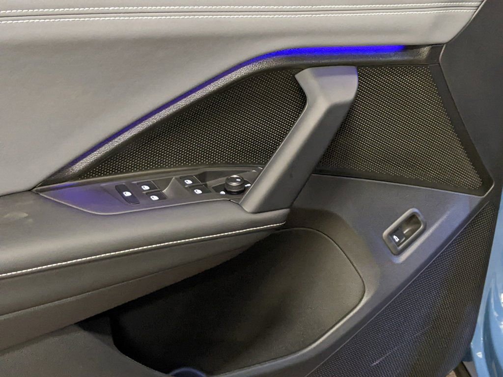 New 2026 Volkswagen Tiguan SE image 10