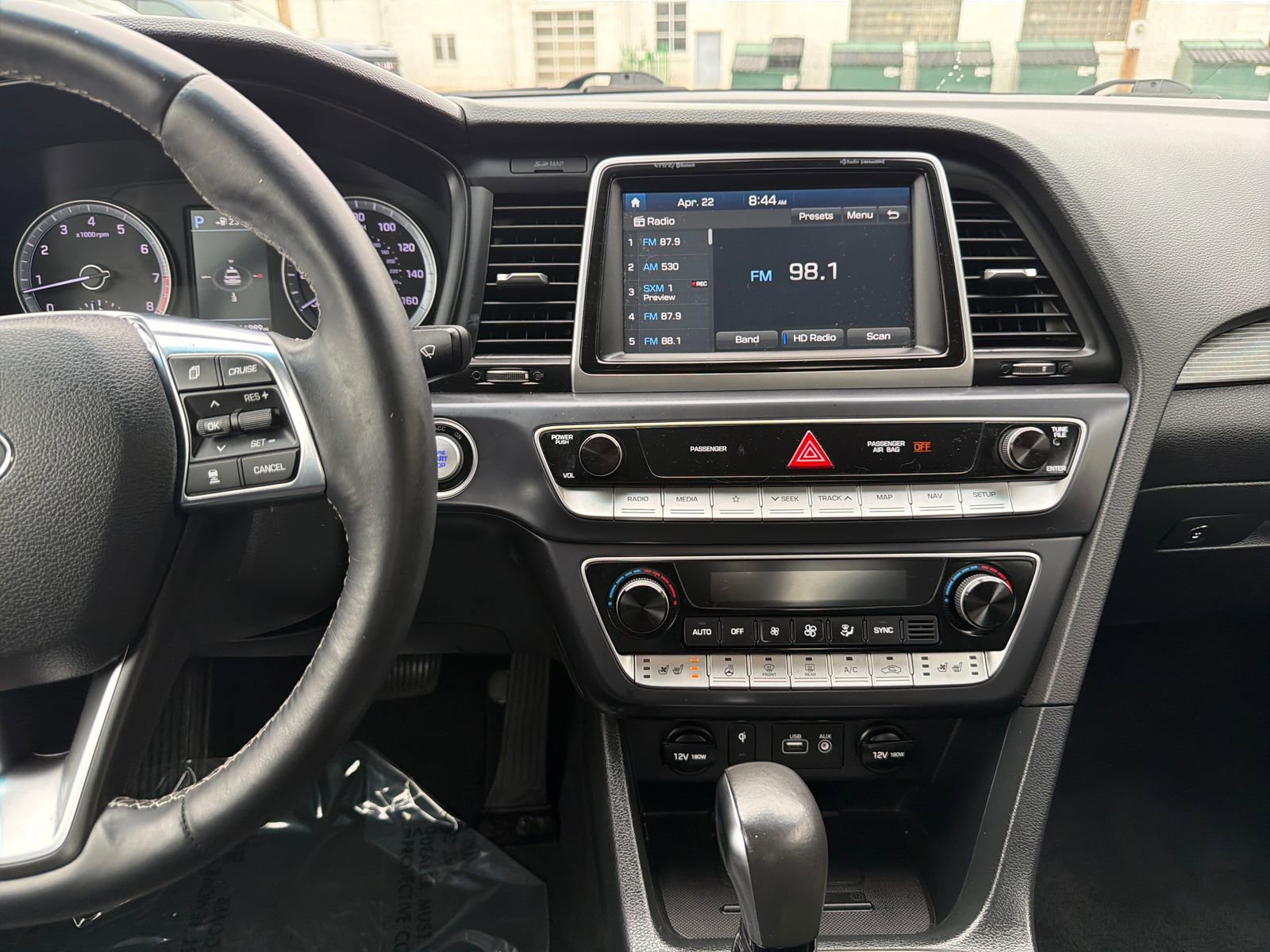 Used 2018 Hyundai Sonata Limited w/ Limited Ultimate Package 03 FWD image 29