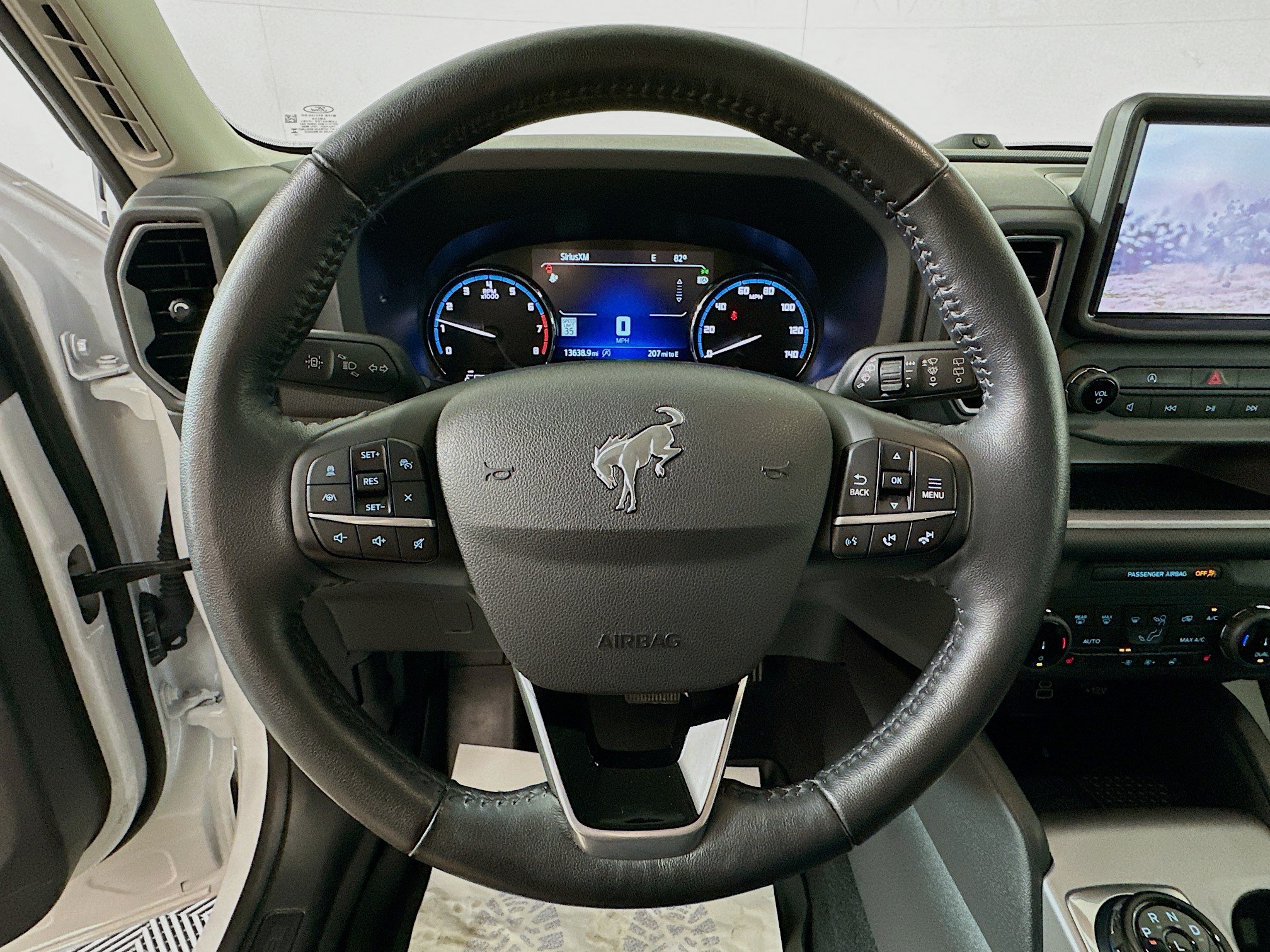 Used 2023 Ford Bronco Sport Outer Banks w/ Tech Package AWD/4WD image 11