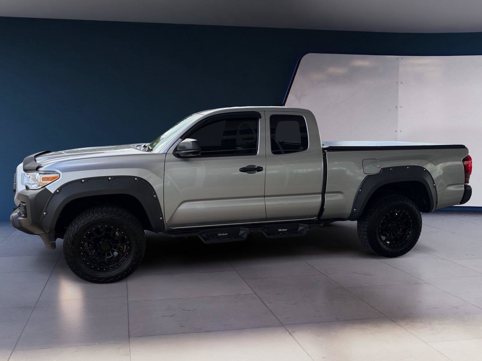 Used 2023 Toyota Tacoma SR RWD image 2
