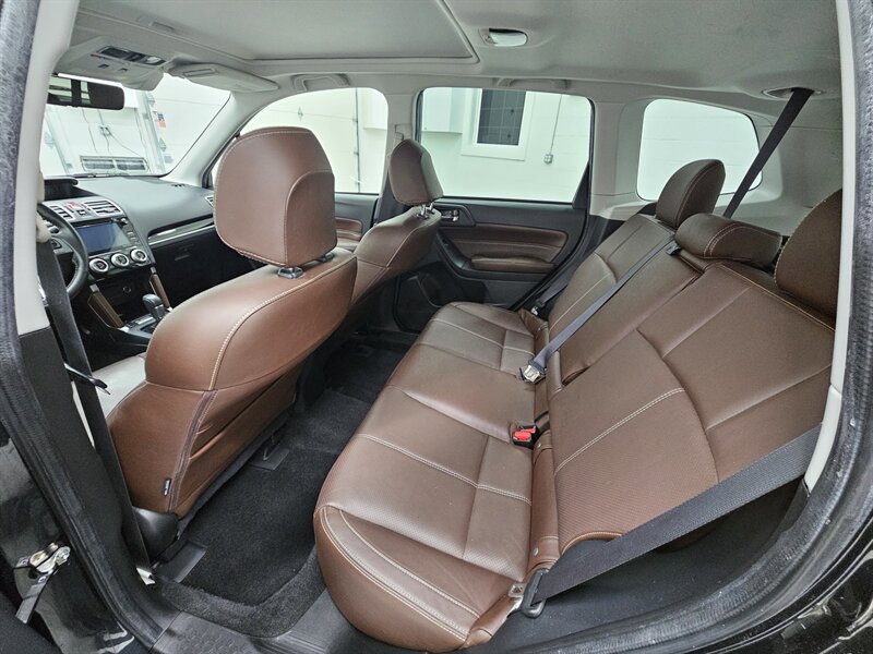 Used 2018 Subaru Forester 2.5i Touring AWD/4WD image 9