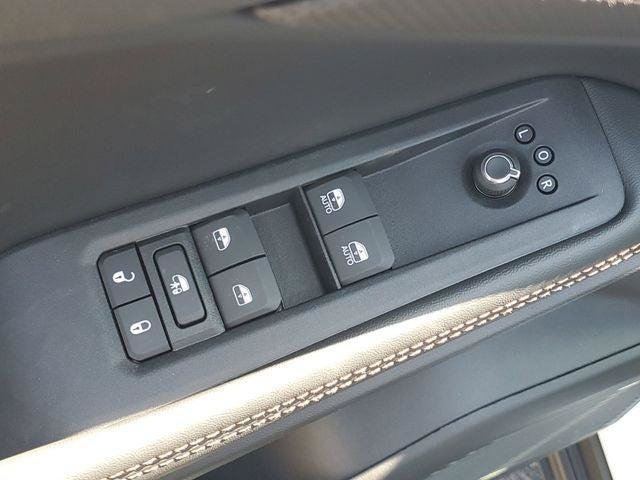 New 2026 Jeep Cherokee Limited AWD/4WD image 17