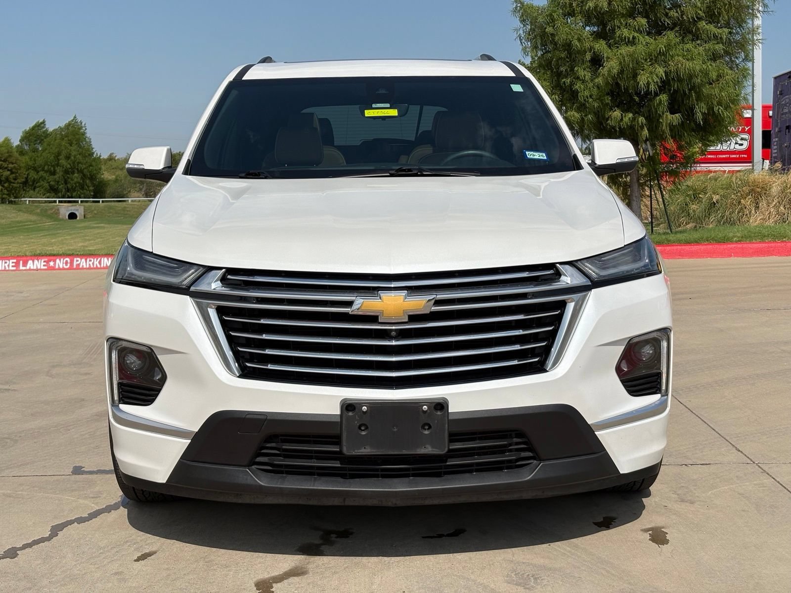 Certified 2023 Chevrolet Traverse Premier FWD image 2