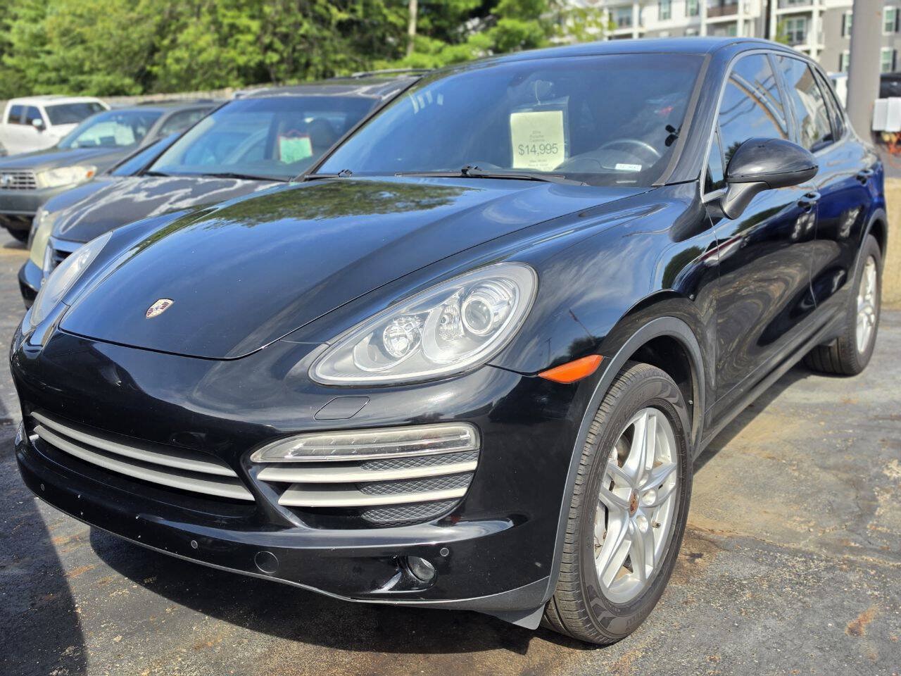 Used 2014 Porsche Cayenne Platinum Edition AWD/4WD image 2