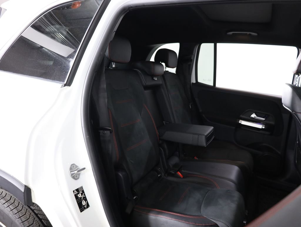 Used 2022 Mercedes-Benz GLB 250 4MATIC image 53