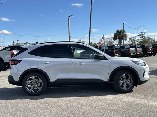 New 2026 Ford Escape ST-Line image 8