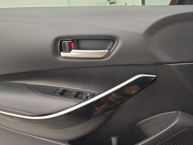 Used 2025 Toyota Corolla XSE FWD image 33