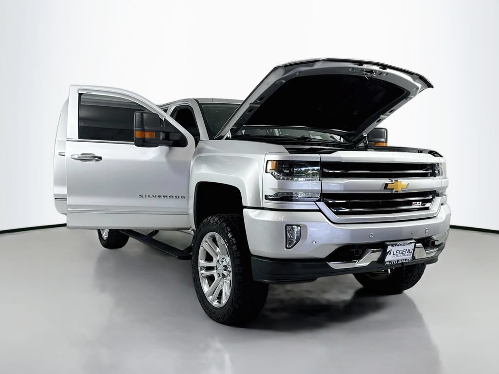 Used 2017 Chevrolet Silverado 1500 LTZ Z71 w/ LTZ Plus Package AWD/4WD image 20