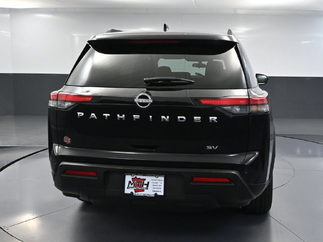 Used 2024 Nissan Pathfinder SV FWD image 5
