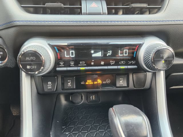 Certified 2023 Toyota RAV4 SE w/ Convenience Package AWD/4WD image 18