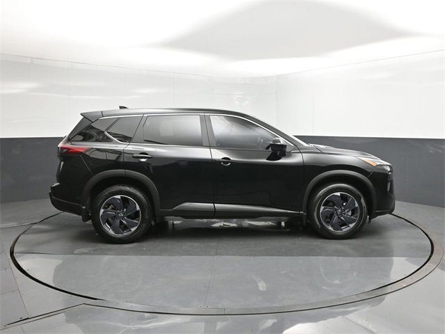 Certified 2024 Nissan Rogue SV image 26