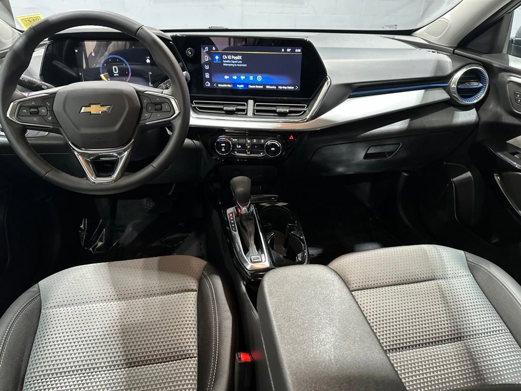 Used 2026 Chevrolet Trax LT w/ Driver Confidence Package FWD image 6