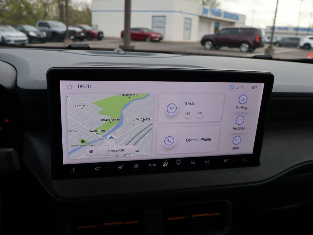 Used 2025 Ford Maverick Tremor image 21