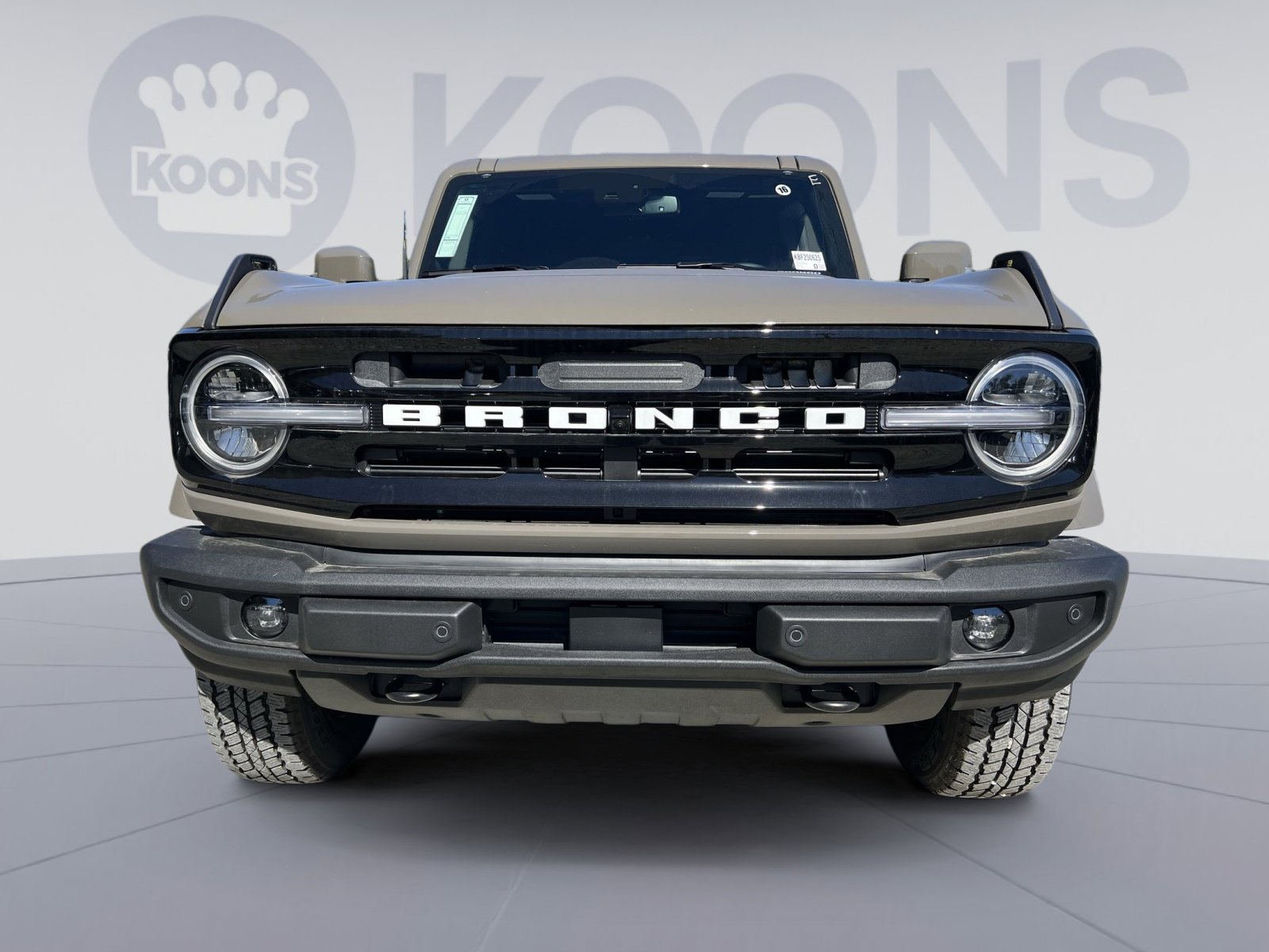 New 2025 Ford Bronco Outer Banks image 11