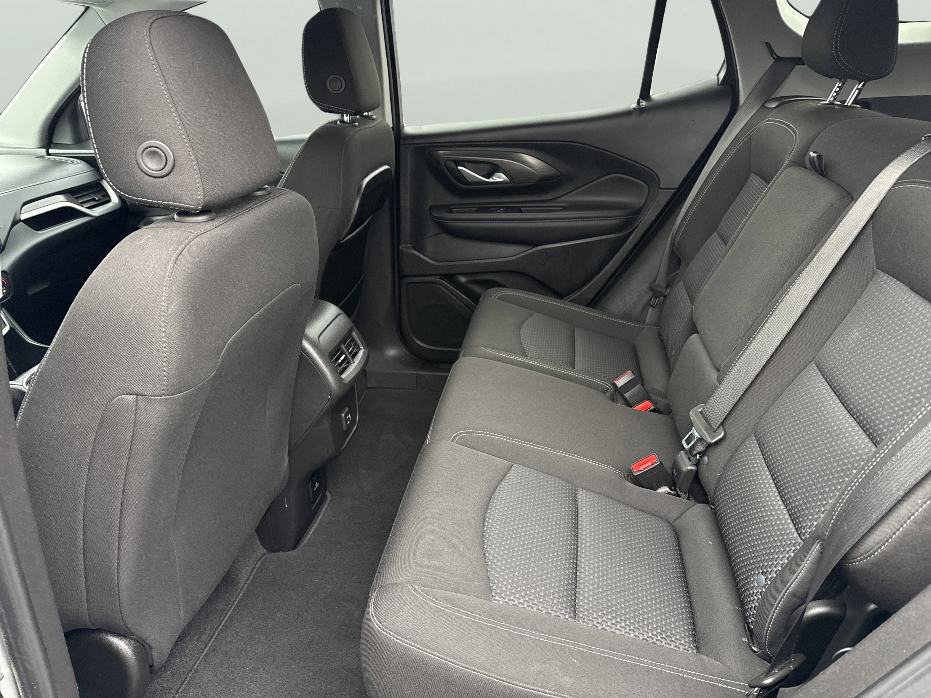 Used 2022 GMC Terrain SLE w/ Driver Convenience Package image 12