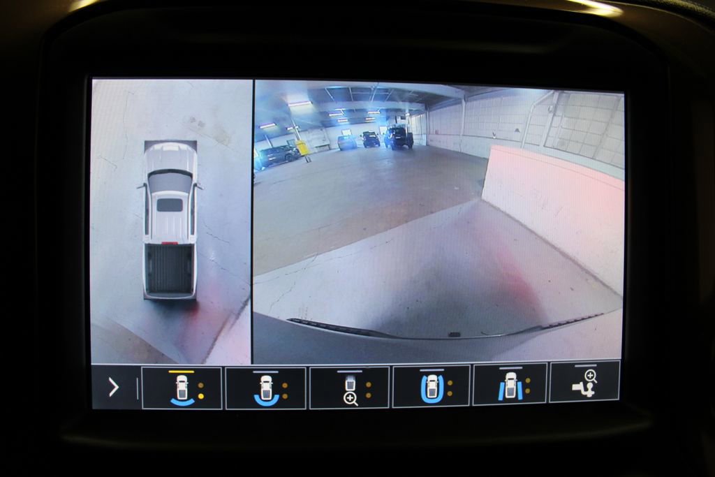 Used 2019 Chevrolet Silverado 1500 High Country w/ High Country Premium Package image 19