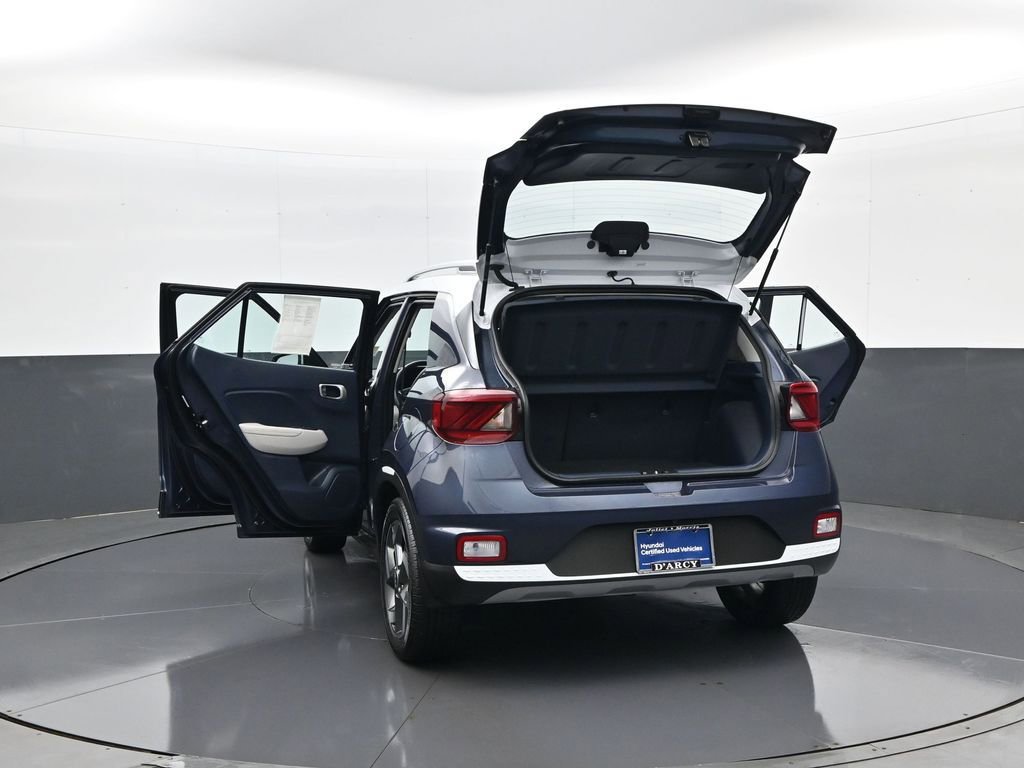 Certified 2023 Hyundai Venue Limited w/ Cargo Package image 32
