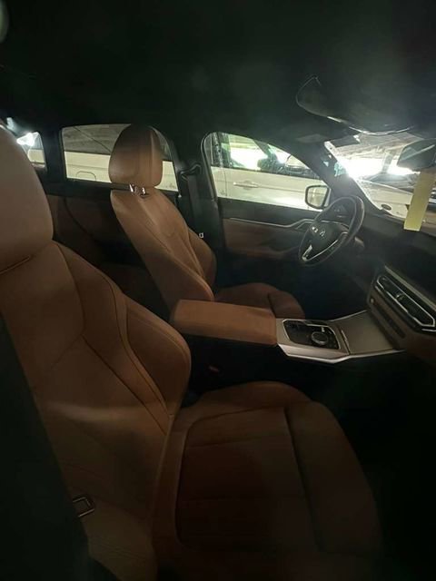 Used 2023 BMW i4 eDrive35 RWD image 10
