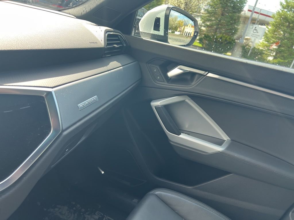 Used 2021 Audi Q3 2.0T Premium Plus w/ Premium Plus Package image 57