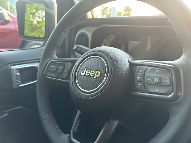 Used 2024 Jeep Wrangler Unlimited AWD/4WD image 17