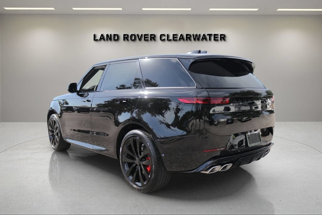 New 2026 Land Rover Range Rover Sport Dynamic SE AWD/4WD image 3