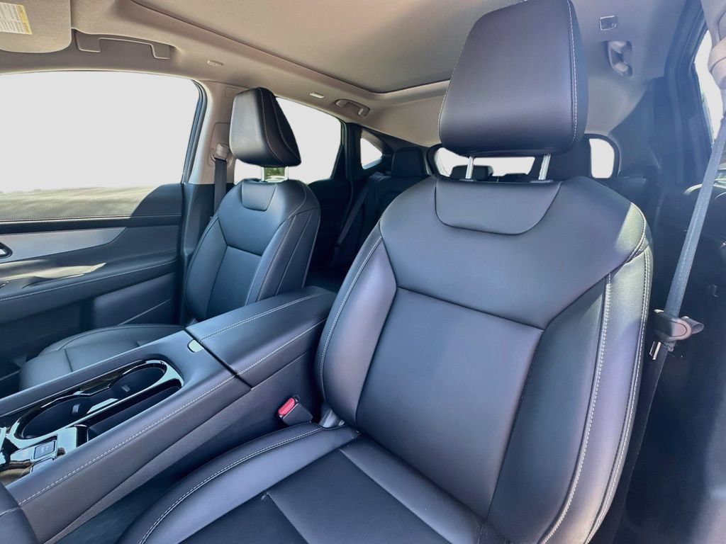 Used 2025 Nissan Murano SL AWD/4WD image 21