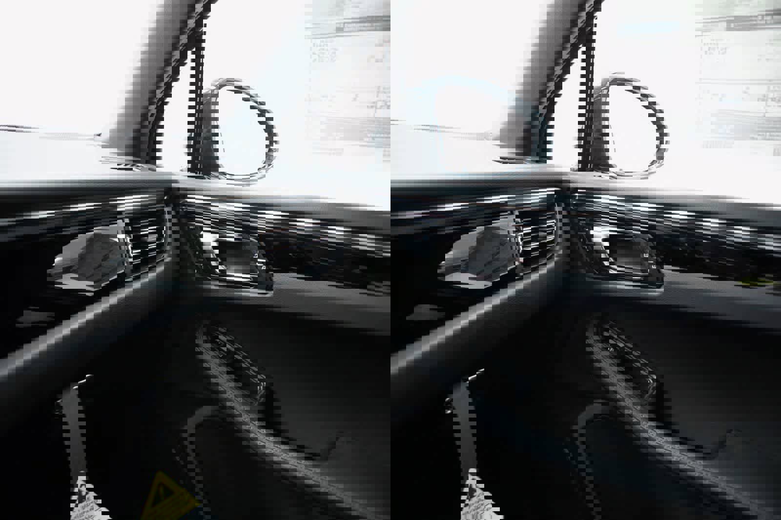 Certified 2026 Porsche Macan image 32