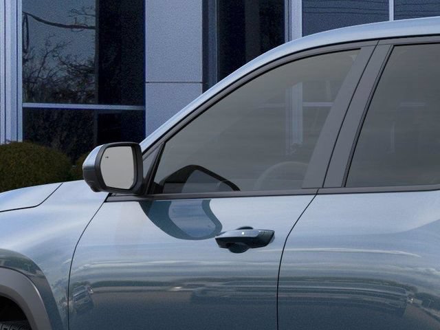New 2027 Chevrolet Equinox LT w/ Safety and Technology Package FWD image 12